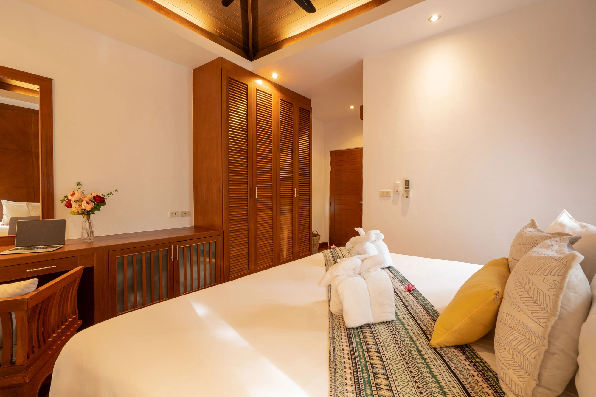 Second bedroom