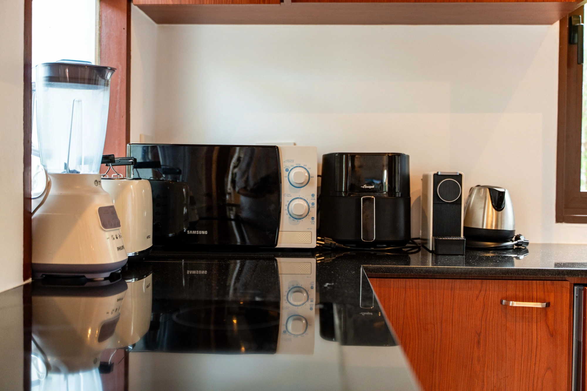Kitchen appliances
