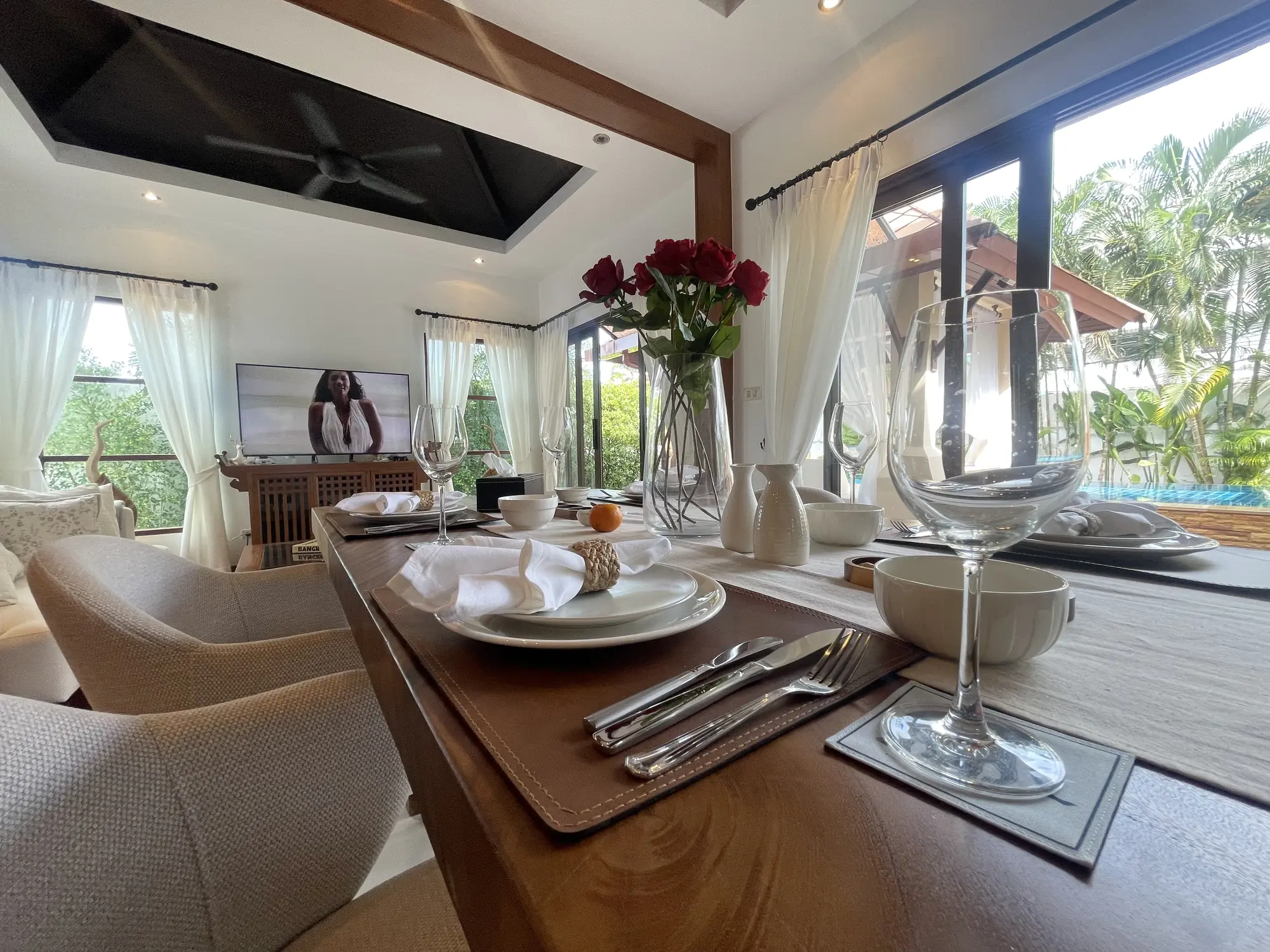 Villa Amida — living space opening to garden and pool