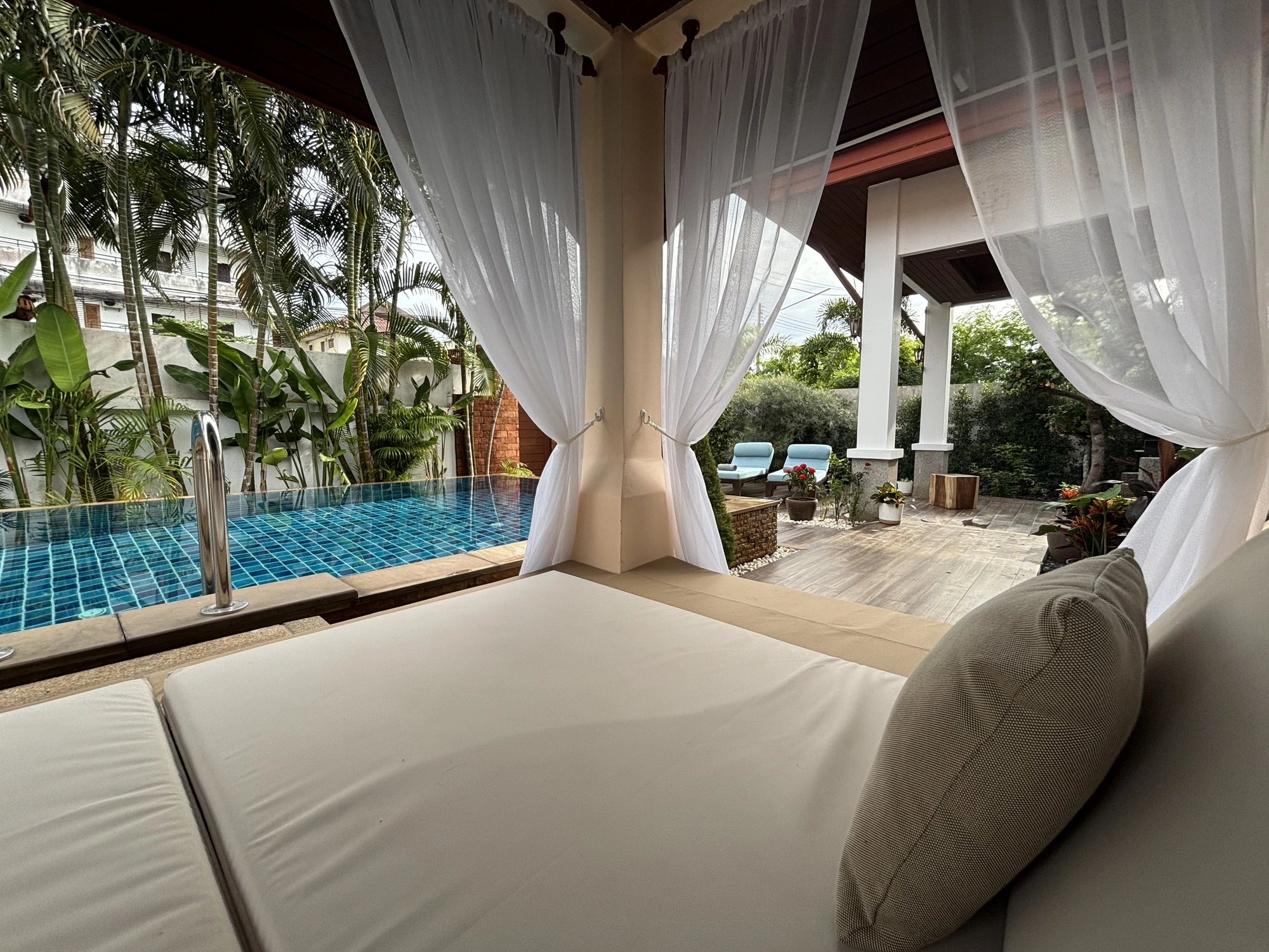 Pool and sala